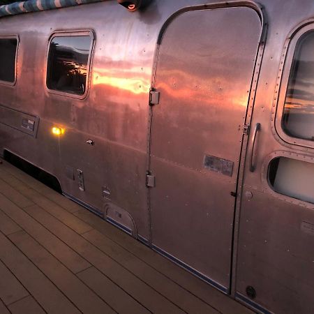 Holly Camp Airstream Villa Amami Zewnętrze zdjęcie