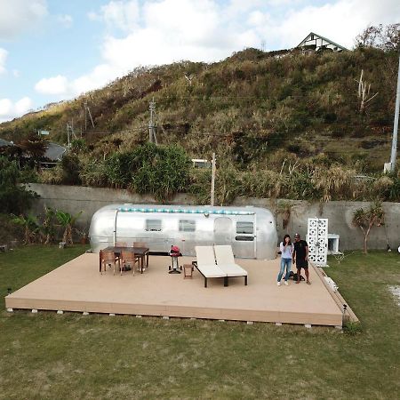 Holly Camp Airstream Villa Amami Zewnętrze zdjęcie
