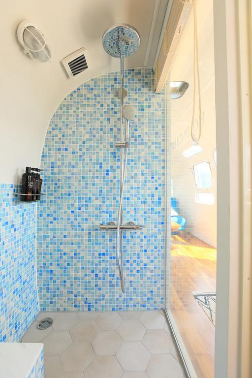 Holly Camp Airstream Villa Amami Zewnętrze zdjęcie